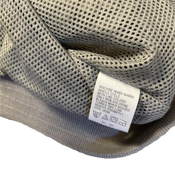 Izod Mesh Lined Golf VEST Mens L Beige Elastic Bottom Pockets Sports Lightweight - Picture 8 of 8